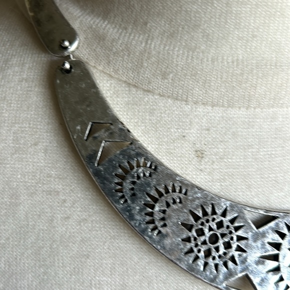 Lucky brand silver chocker beautiful and rare find - Picture 3 of 4